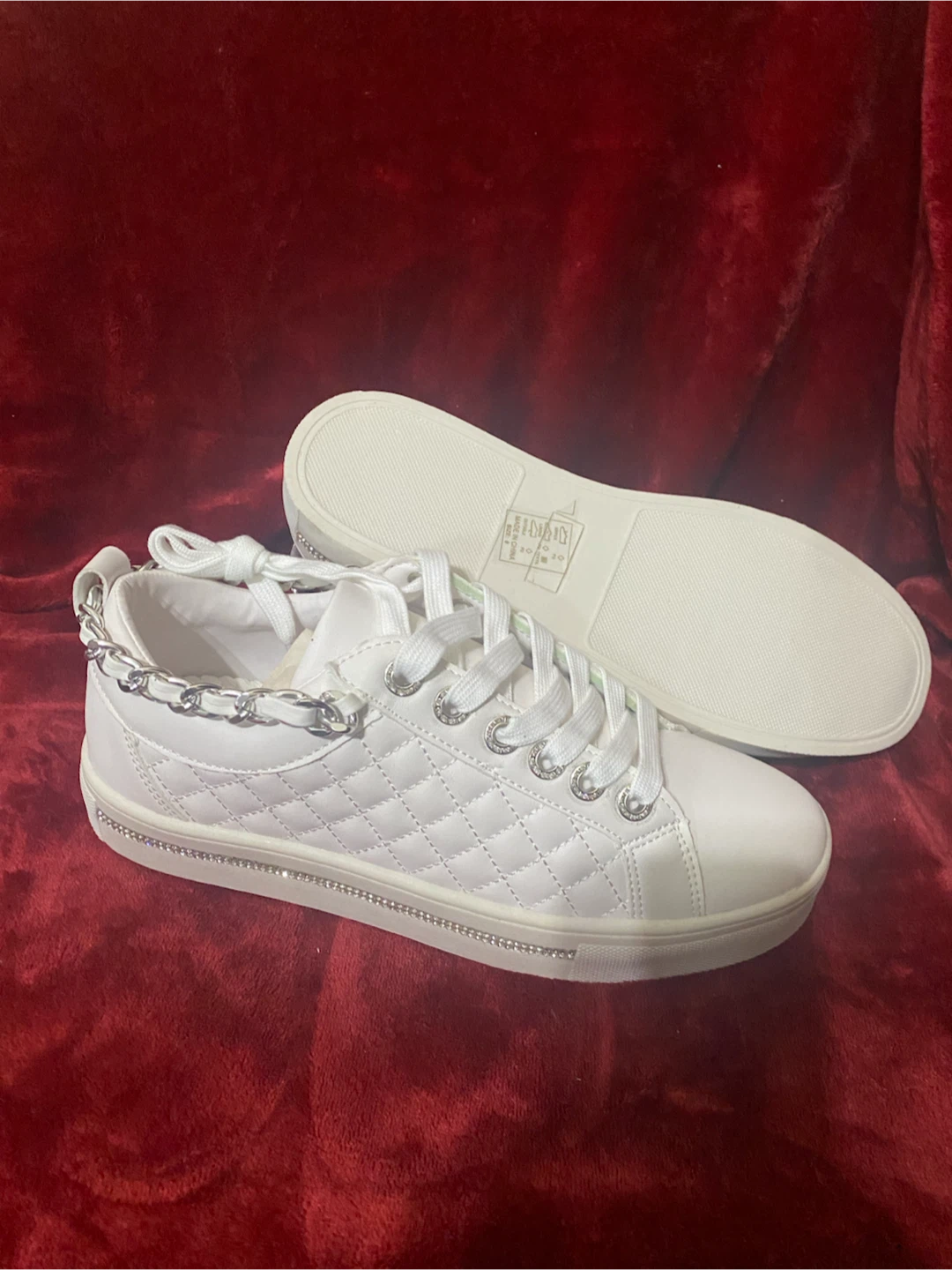 White Quilted Sneakers with Chain Detail - photo 4