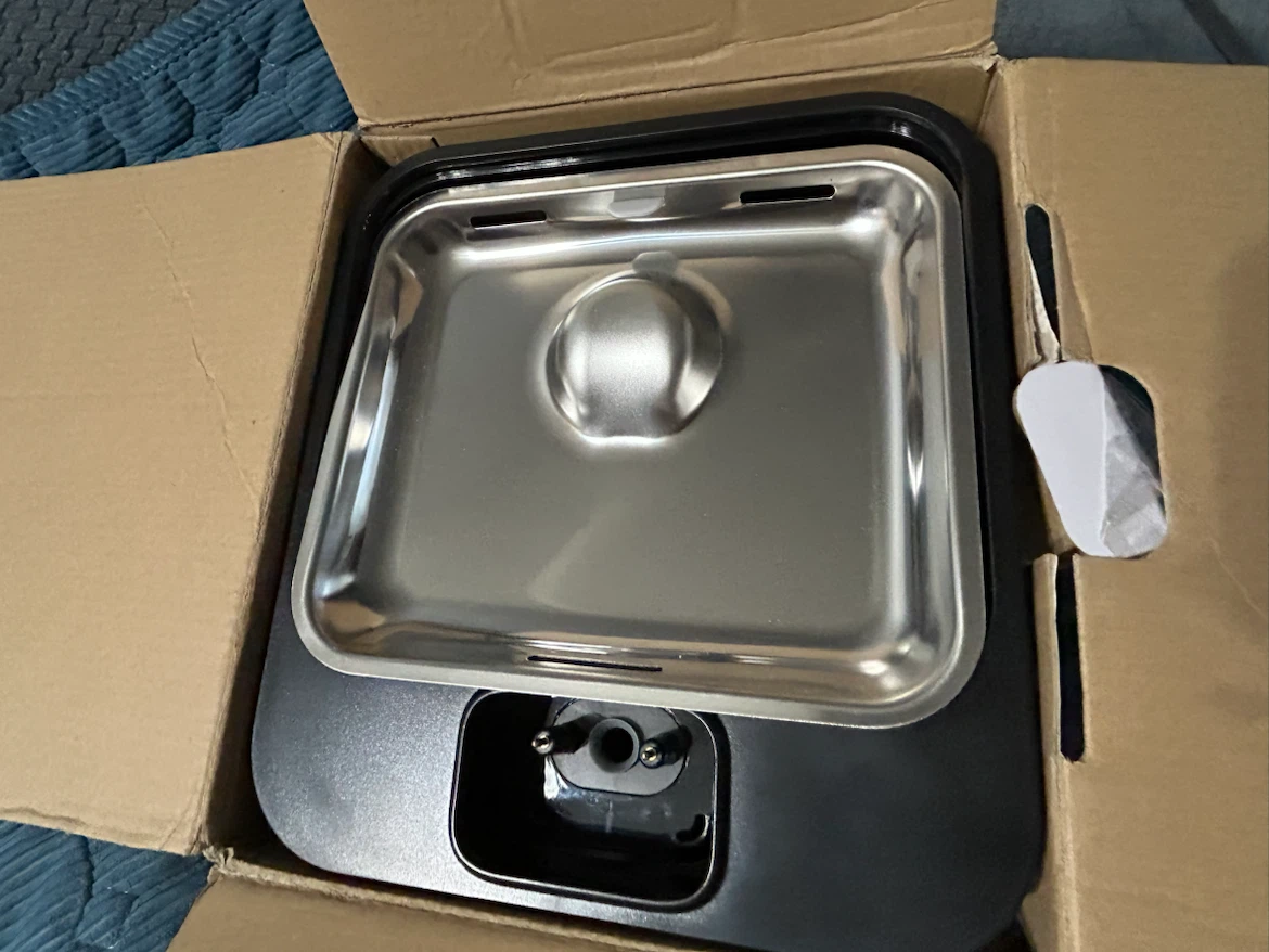 New-Downy Paws Automatic Pet Water Fountain