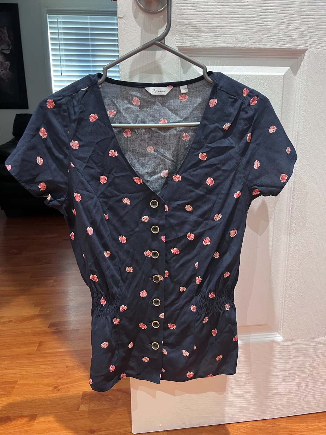 Reitmans Navy Blue Floral Button-Up Blouse