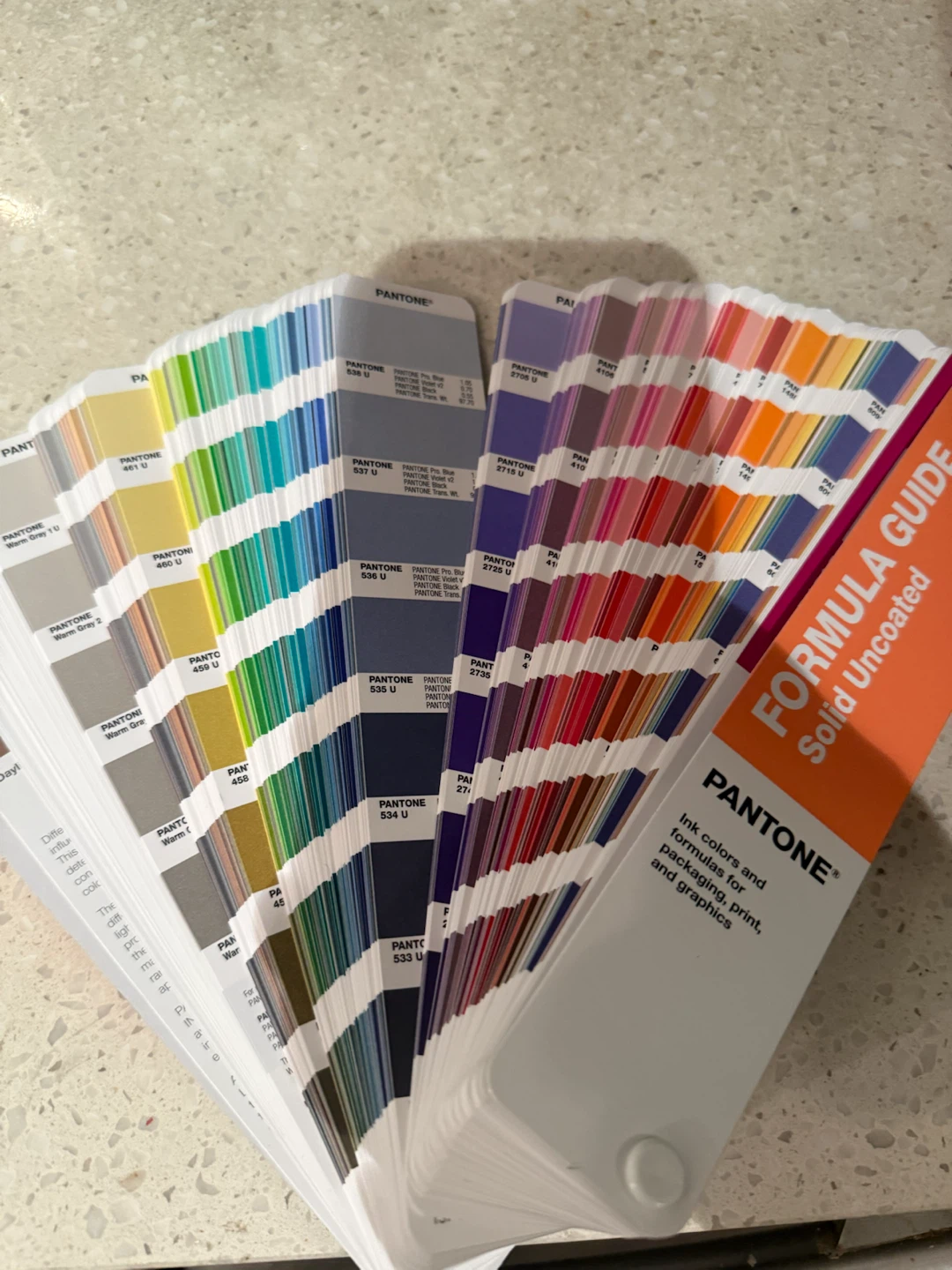 Pantone Formula Guide Uncoated  and coated set GP1601B - photo 2