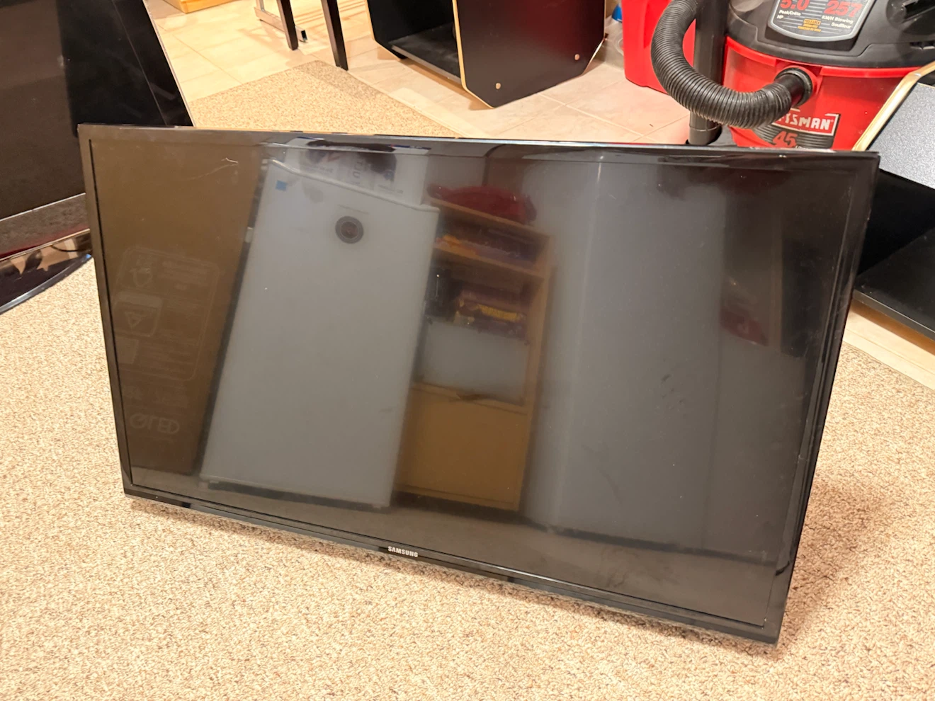 Samsung 40-inch Flat Screen TV