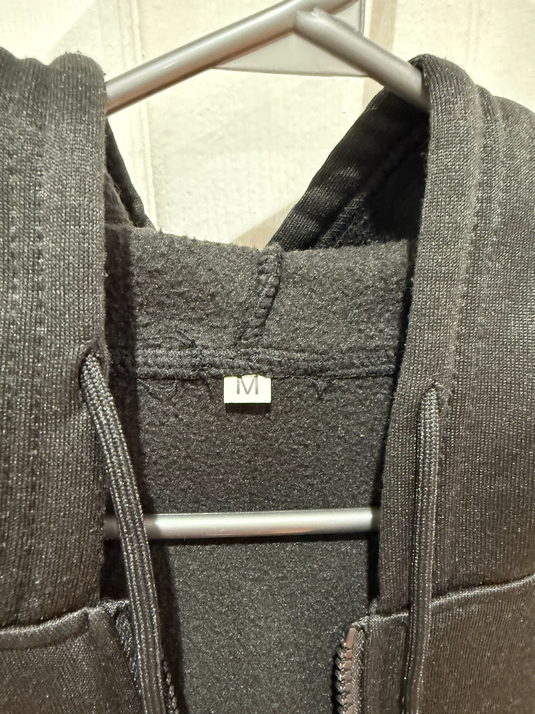 Black Hoodie - Size M - photo 3