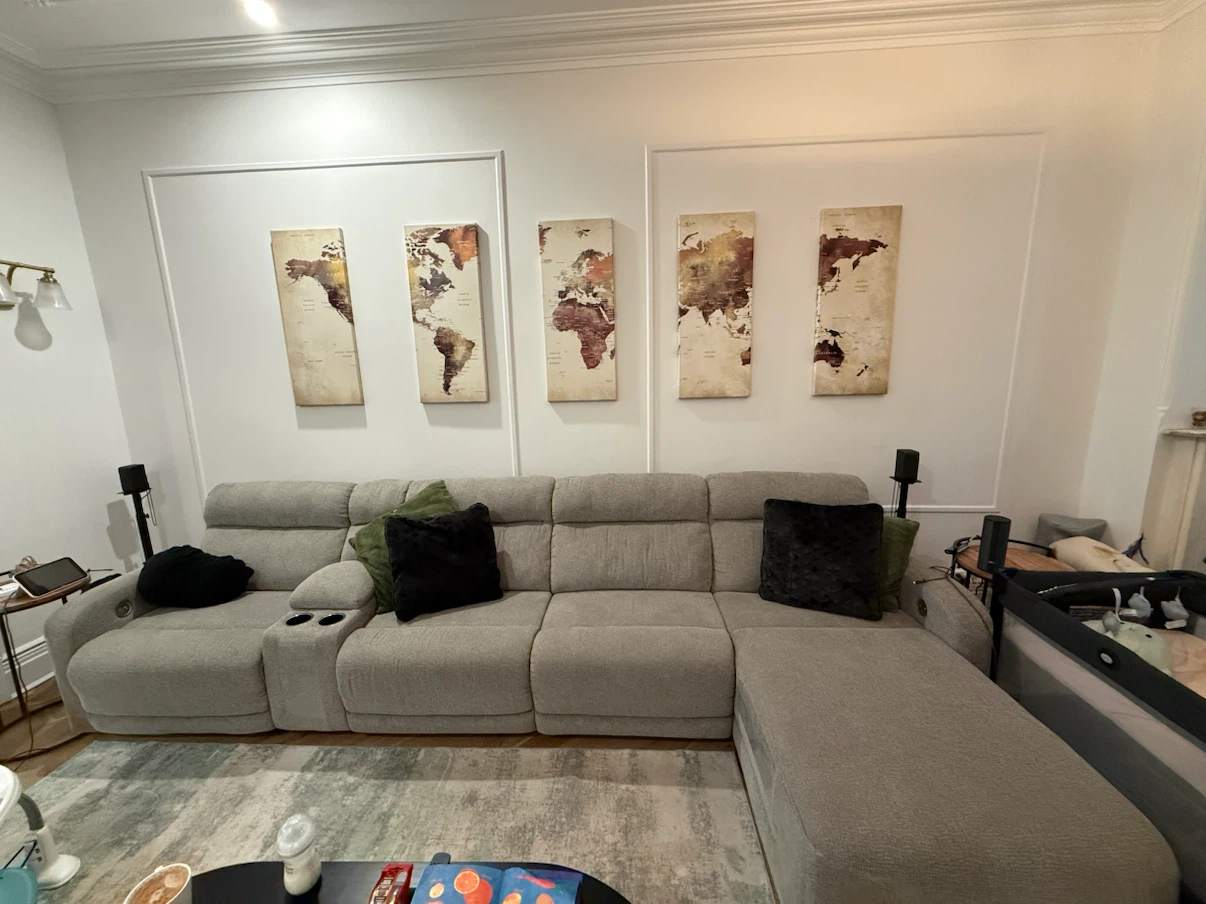 Light Gray Sectional Sofa with Chaise