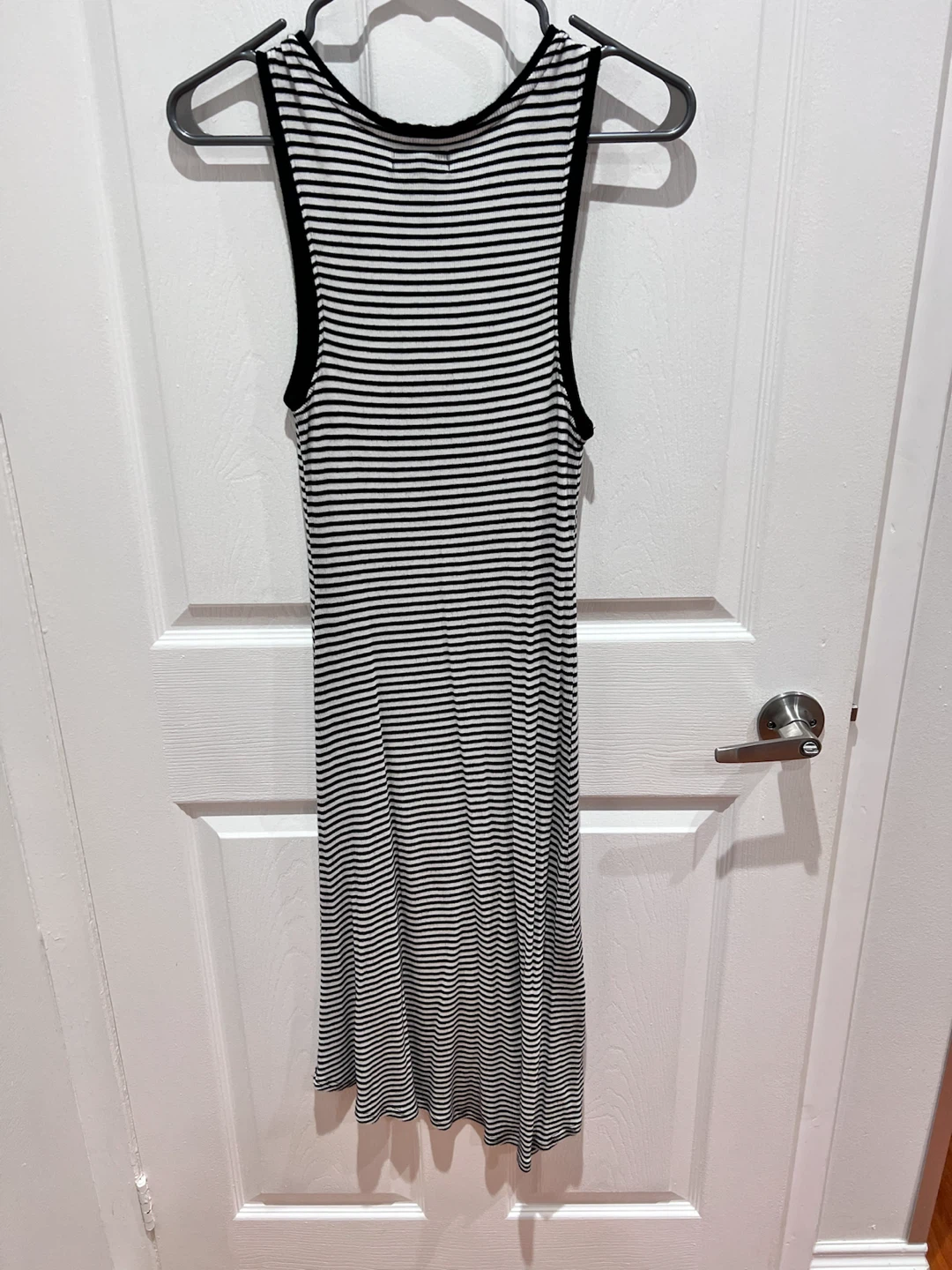 Black and White Striped Sleeveless Dress Size M - photo 3