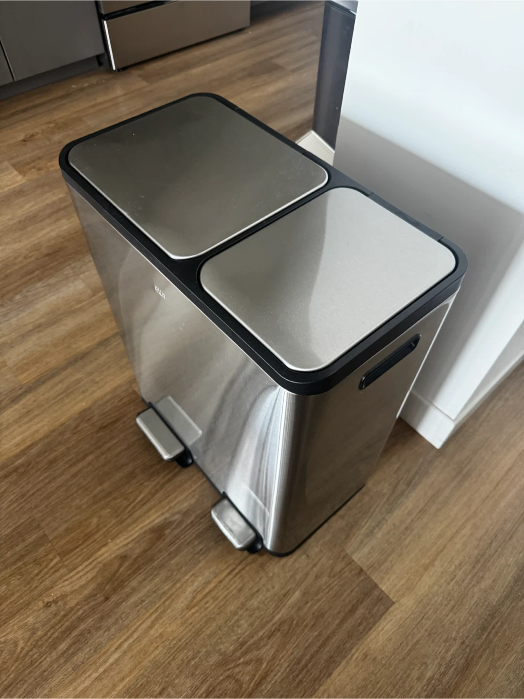 Dual Compartment Trash Can almost new
