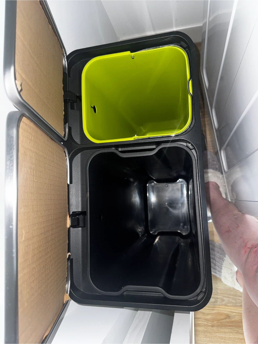 Dual Compartment Trash Can almost new - photo 3