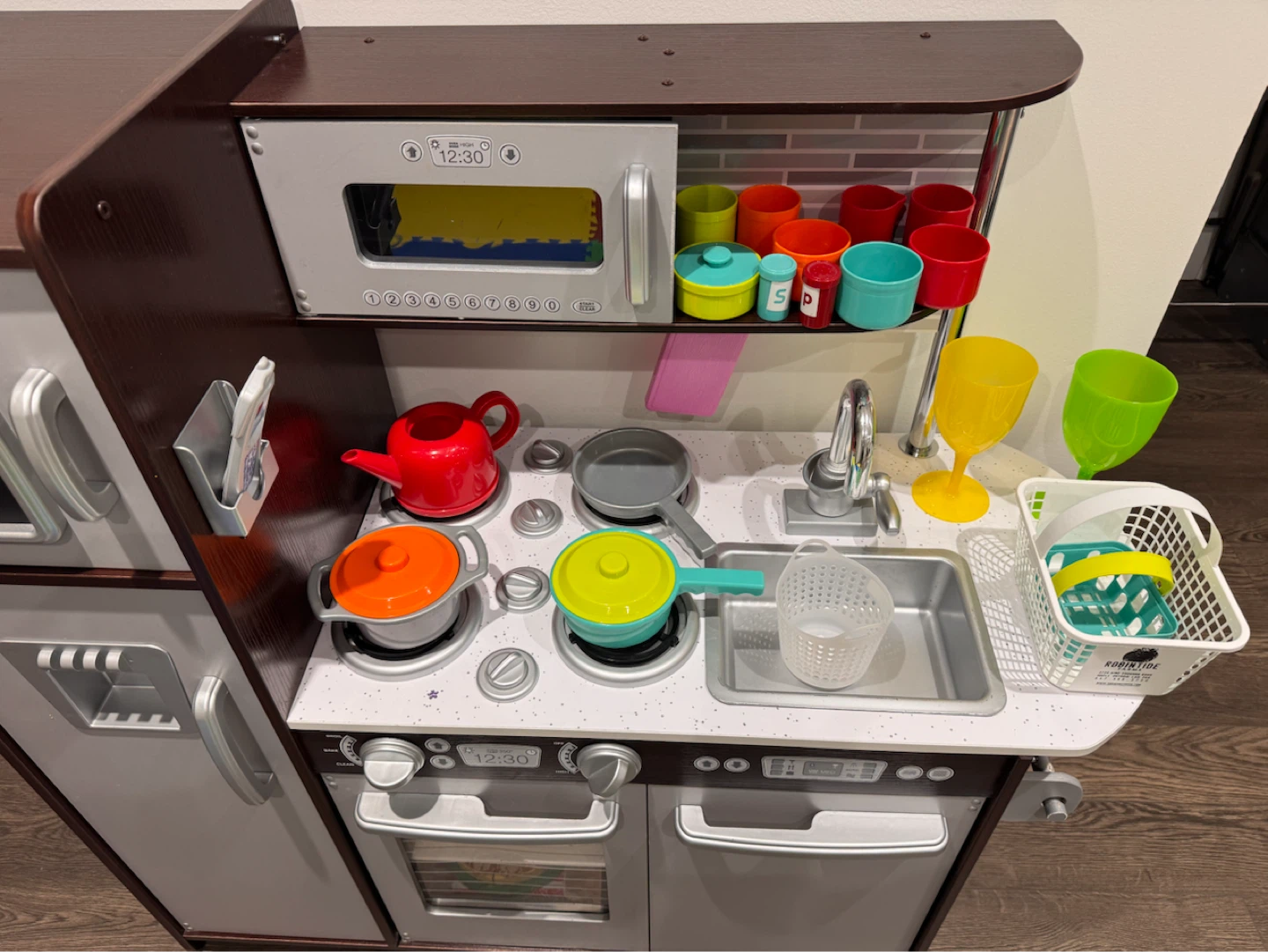 KidKraft Wooden Play Kitchen with Accessories - photo 2