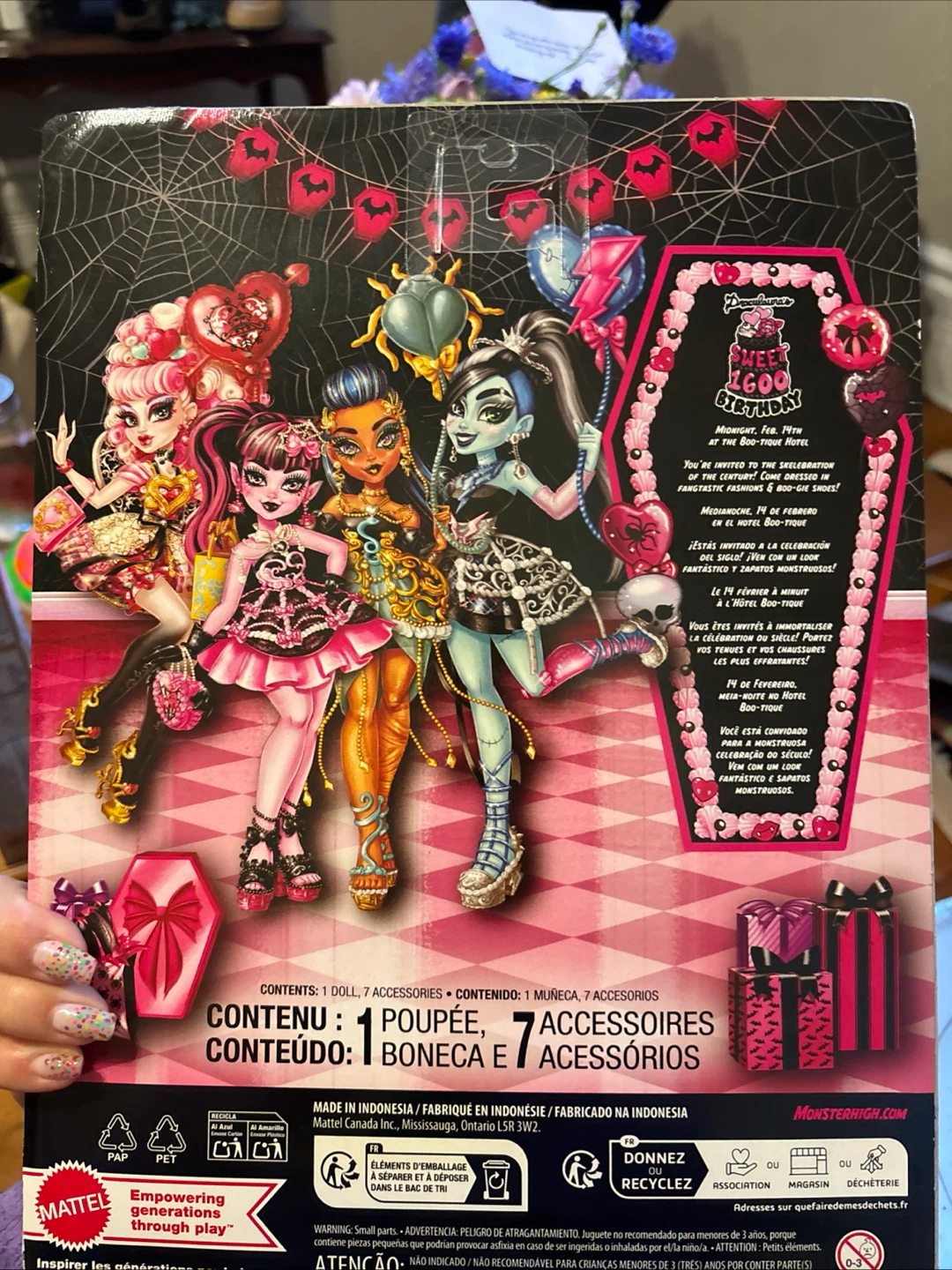 Monster High Draculaura Scary Sweet birthday Doll - photo 2