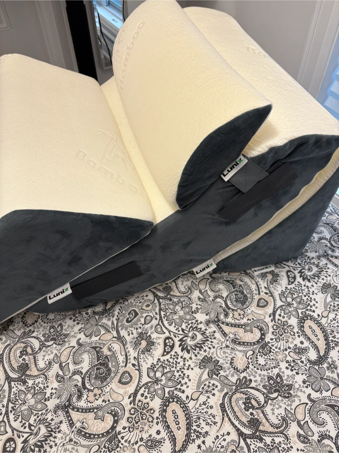 Lunix LX5 4-Piece Bed Wedge Pillow Set - photo 2