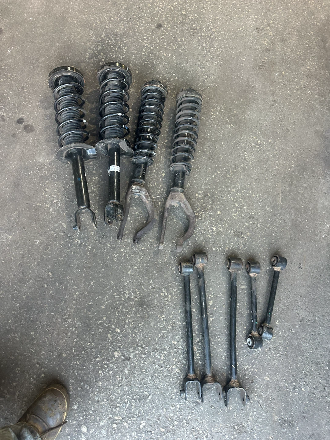 1999-2003 Acura TL Springs/shocks