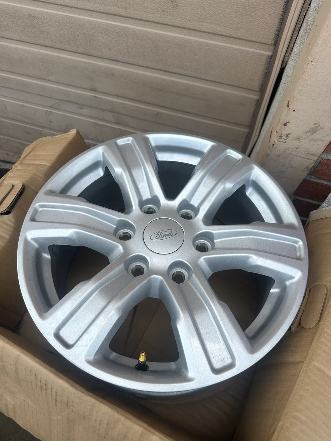 ford ranger 6 bolt pattern GLOSS TITANIUM