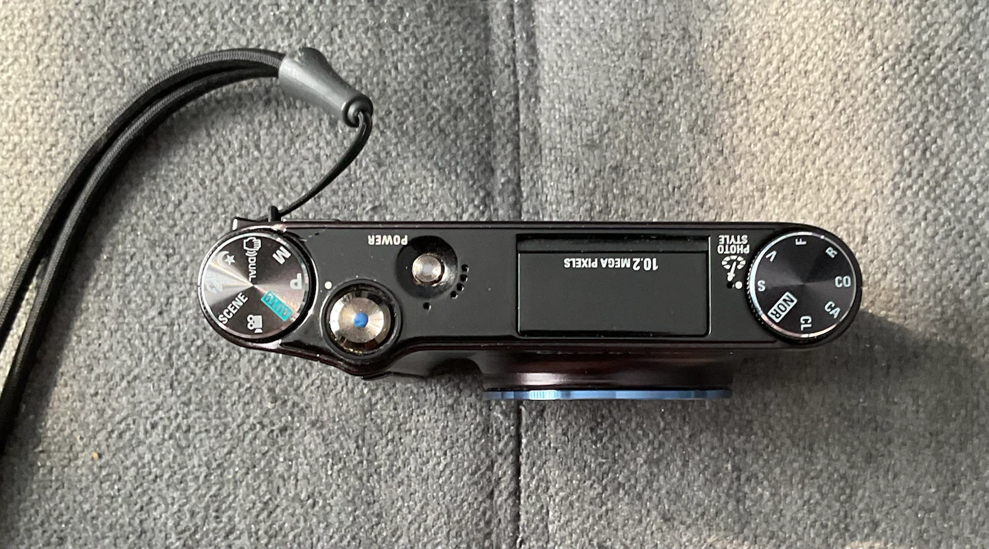 Samsung NV24HD digital camera - photo 4