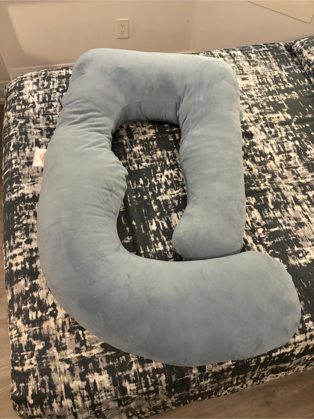 U-Shaped Pregnancy Pillow