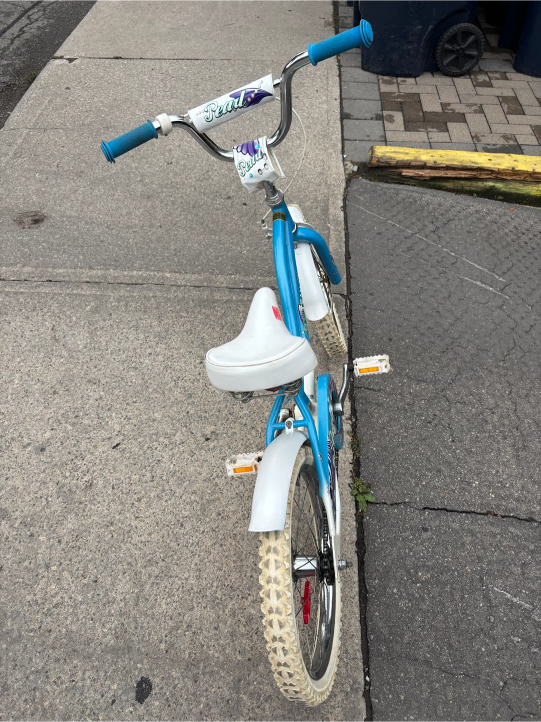 Blue and White "Pearl" Kids Bike - photo 3