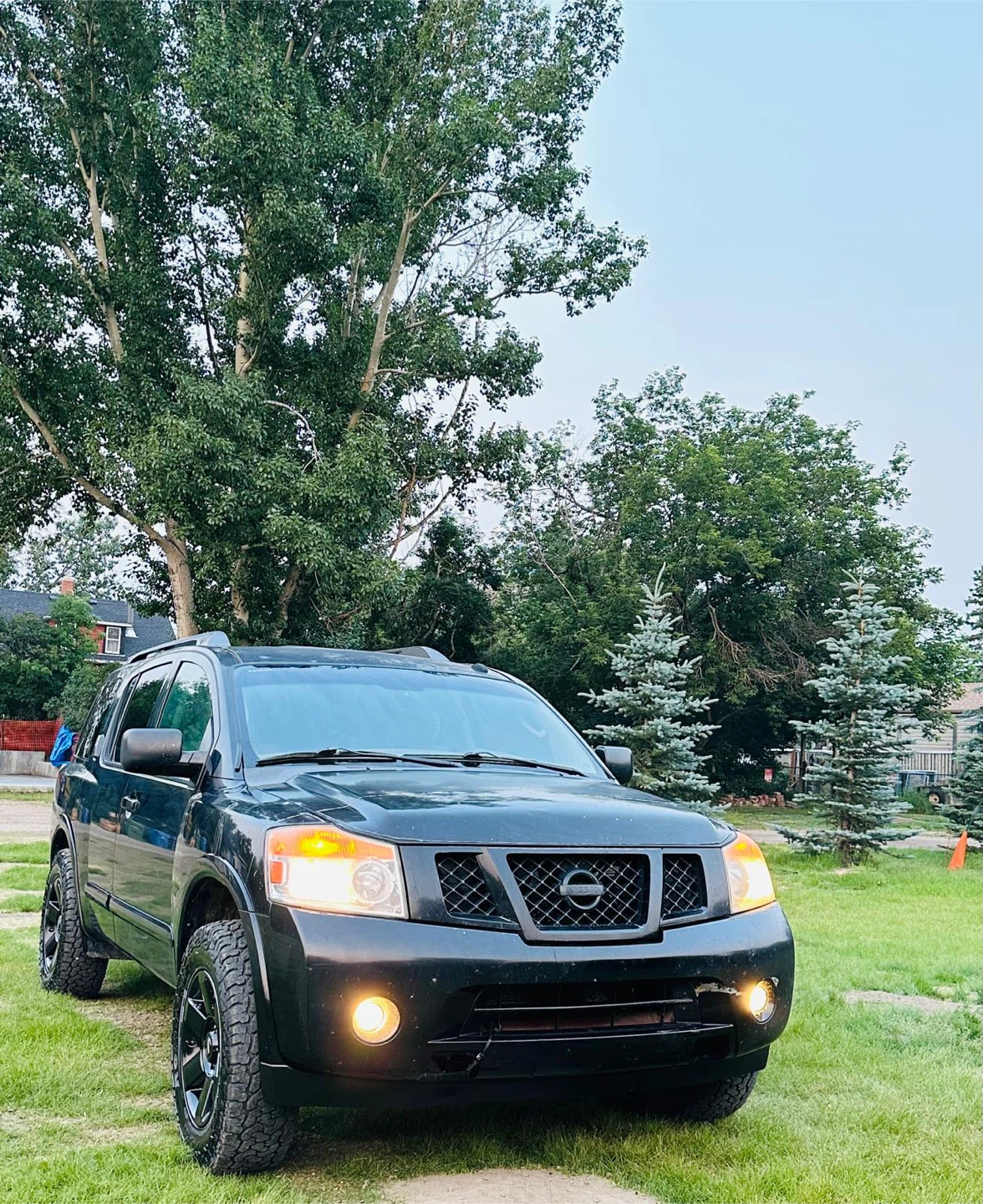 Nissan Armada SL SUV - photo 4