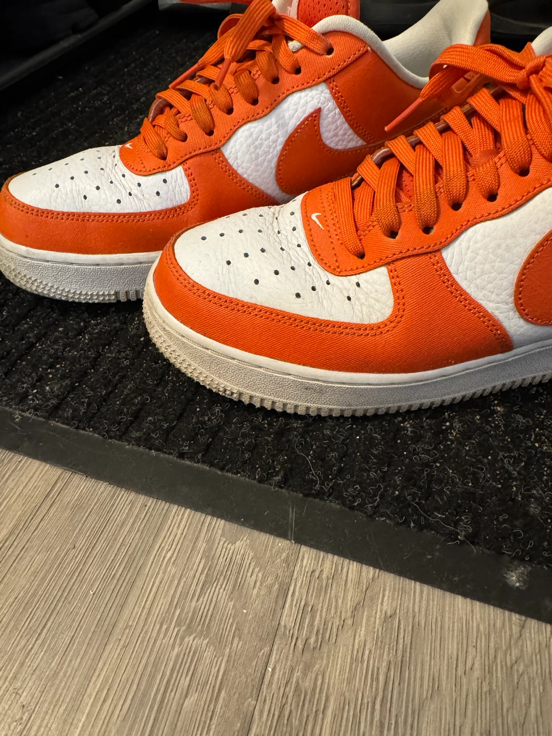 Nike airforce 1 orange OG us8.5 - photo 3