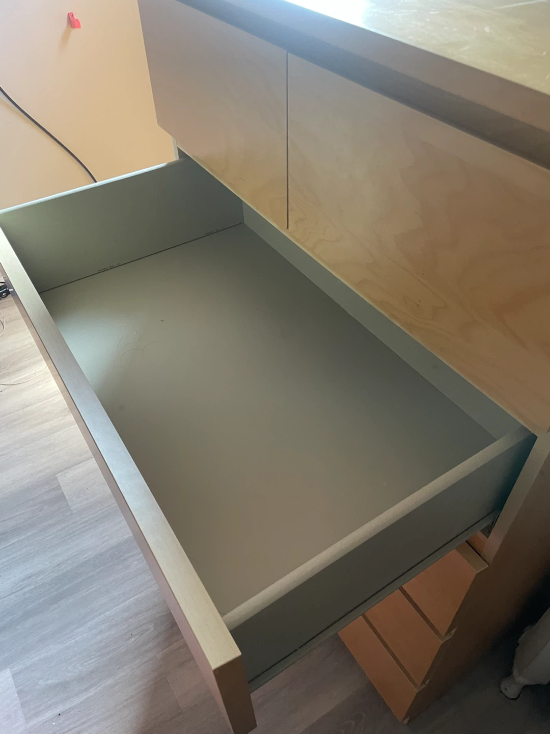 Light Wood Dresser - photo 4