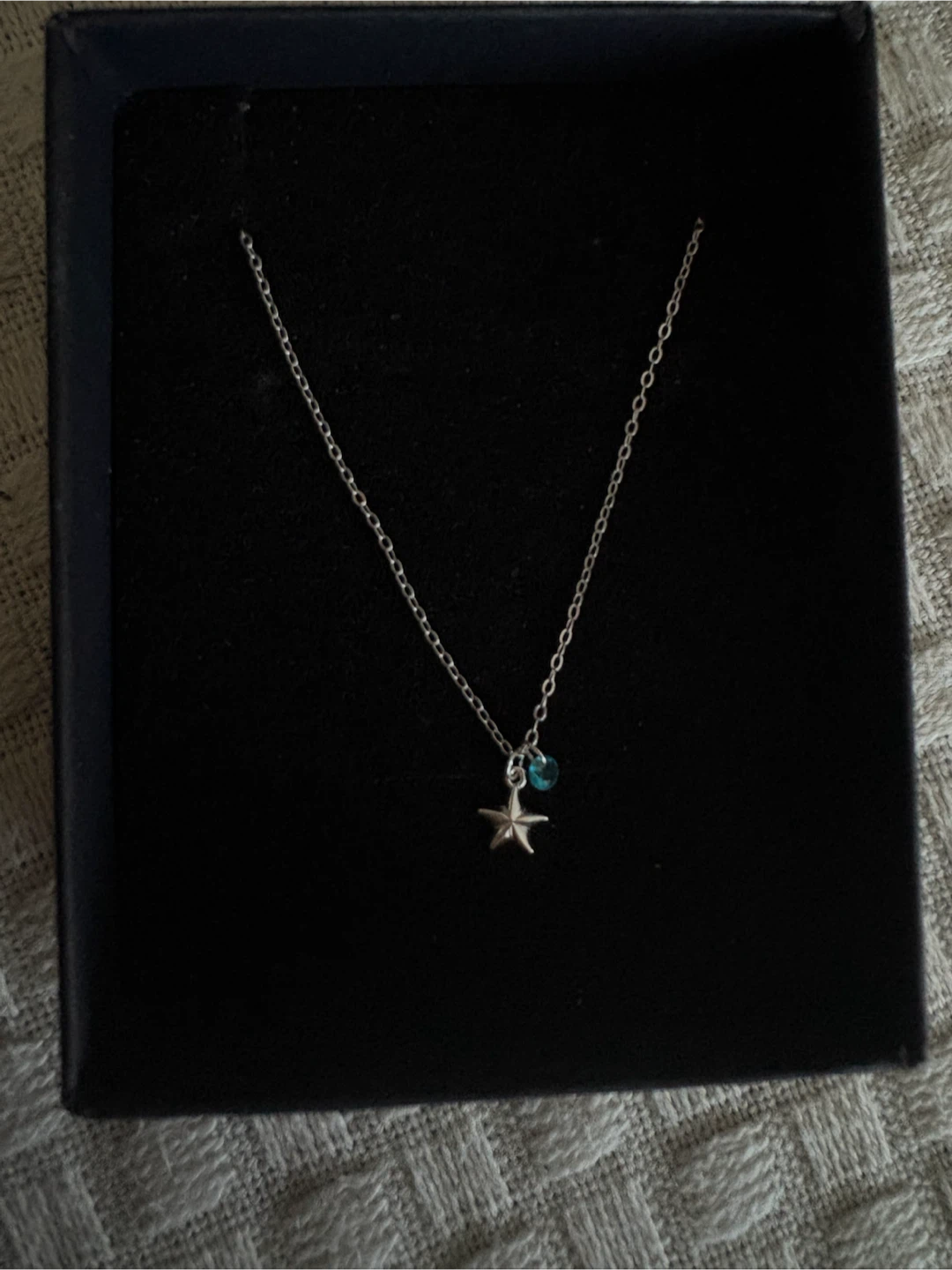 Sterling silver 925 Necklace with Blue Gem