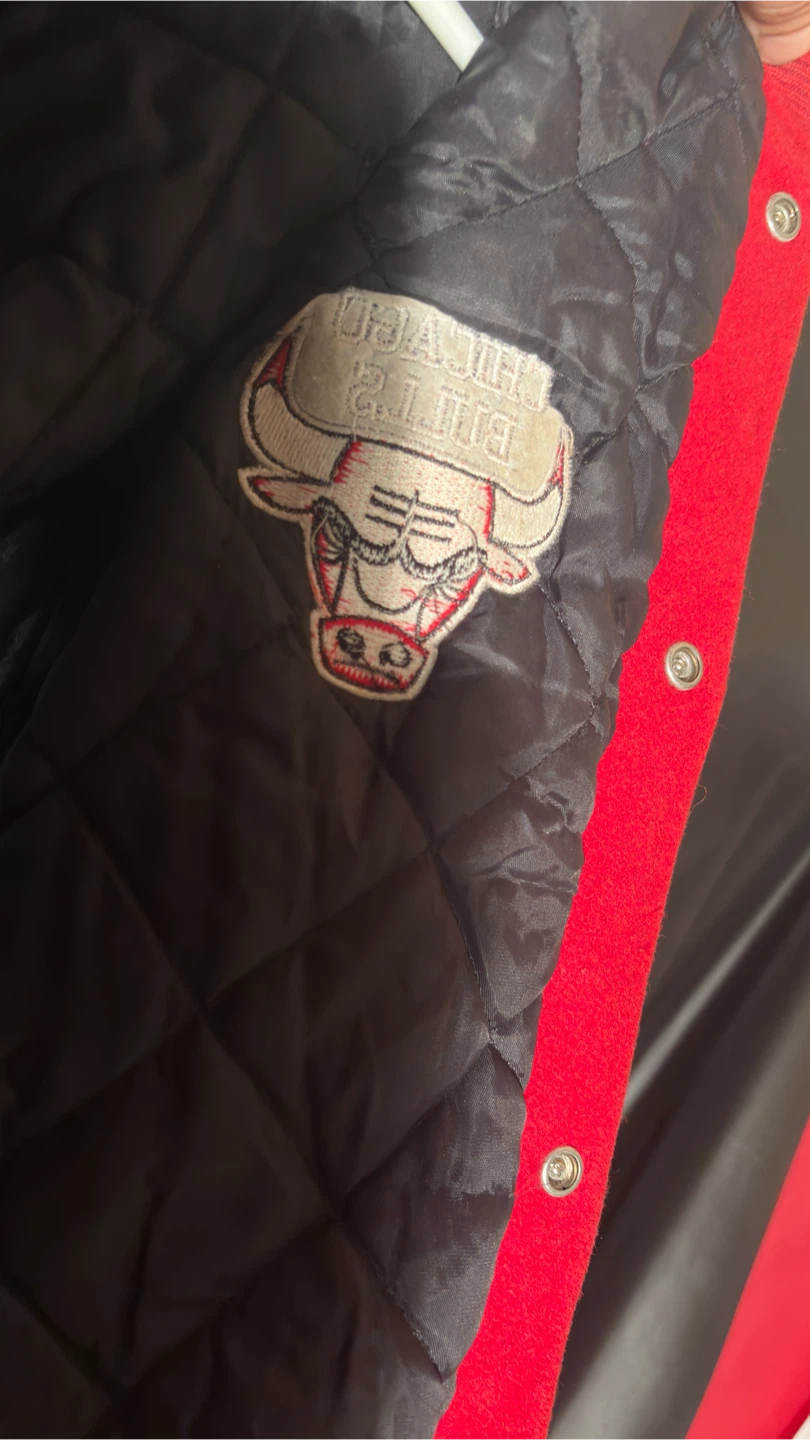 Vintage 80s/90s Holloway Chicago Bulls Varsity Jacket - Men’s L - photo 4
