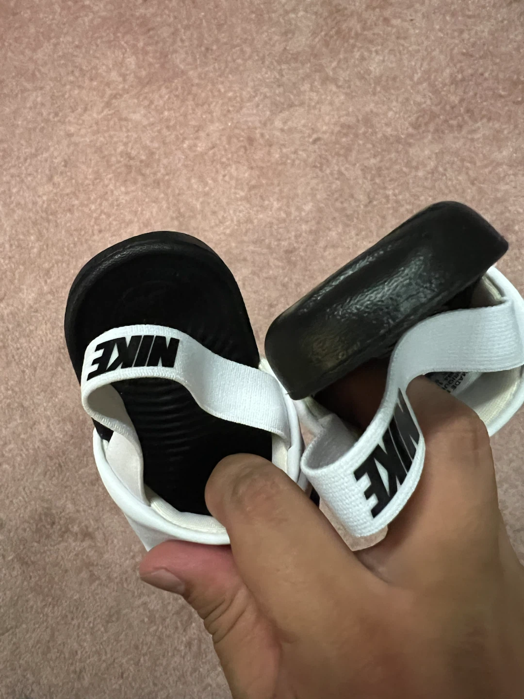 Nike Kids' Slides sz 6C - photo 3