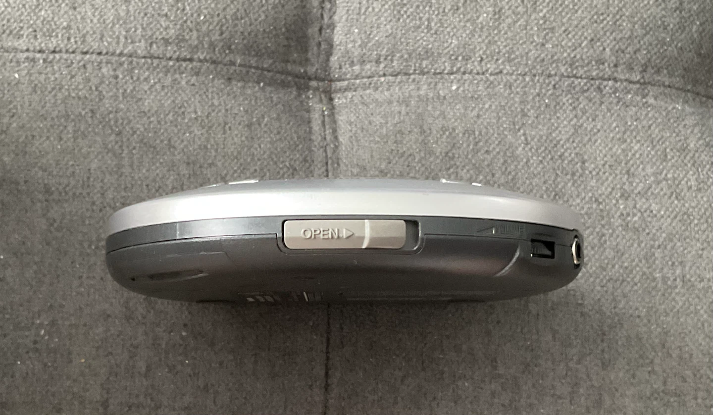 Panasonic SL-SX469V portable CD player - photo 4