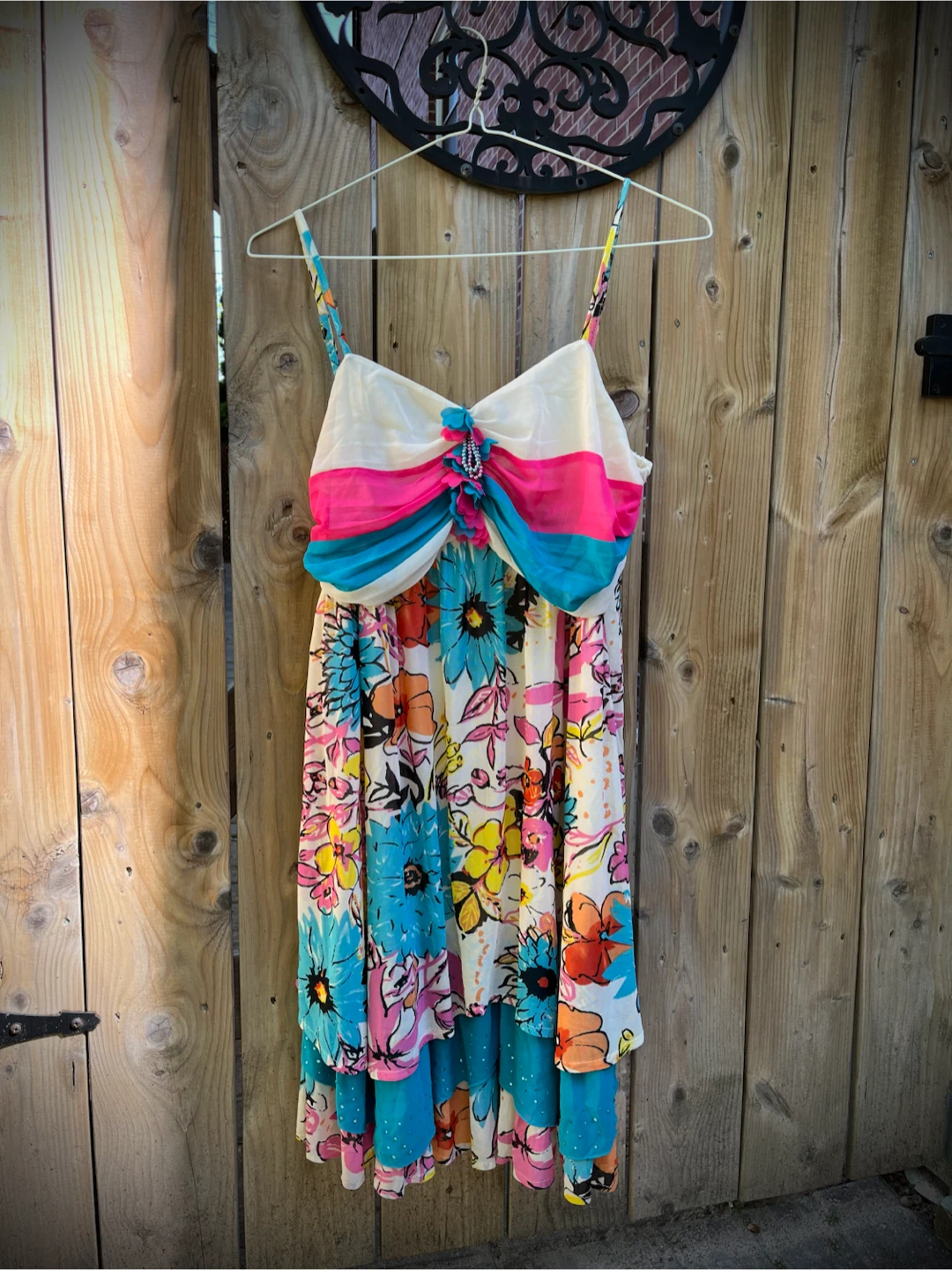Vintage Sundress with floral print and ruffled hem