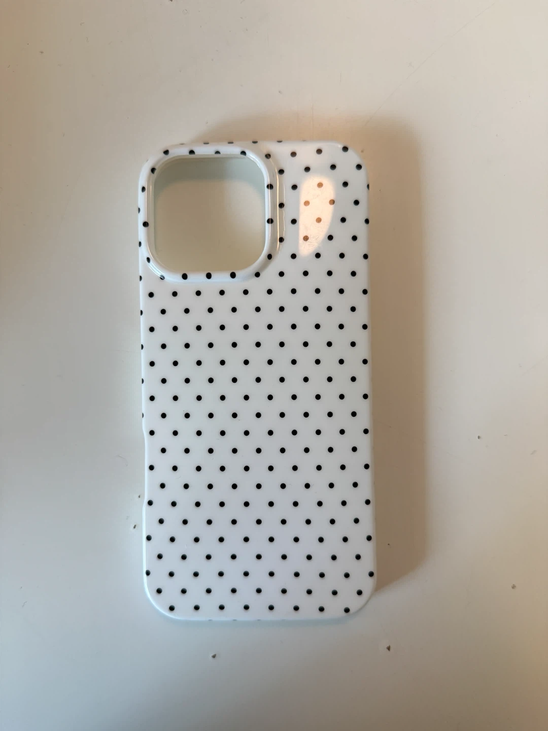 Iphone 16 Pro Max Polka Dot Phone Case