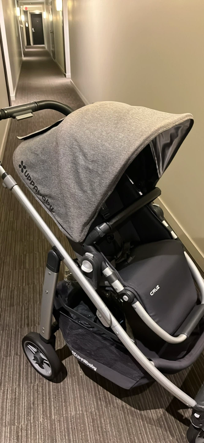 UPPAbaby CRUZ Stroller + extras