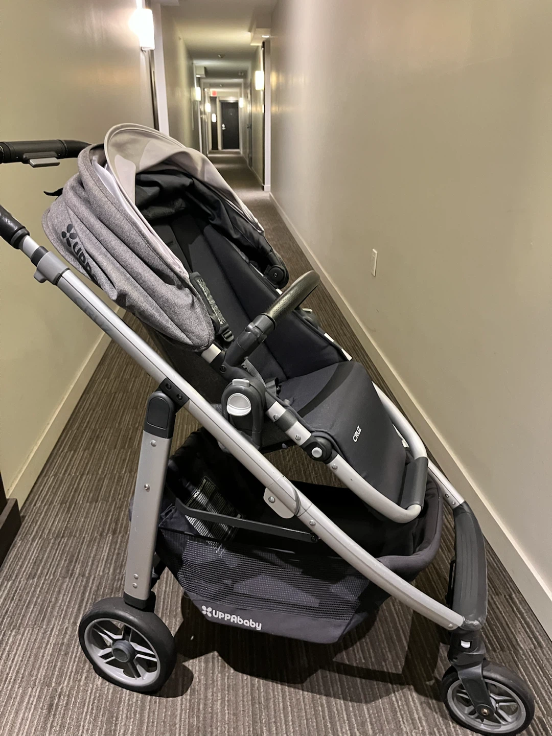 UPPAbaby CRUZ Stroller + extras - photo 3