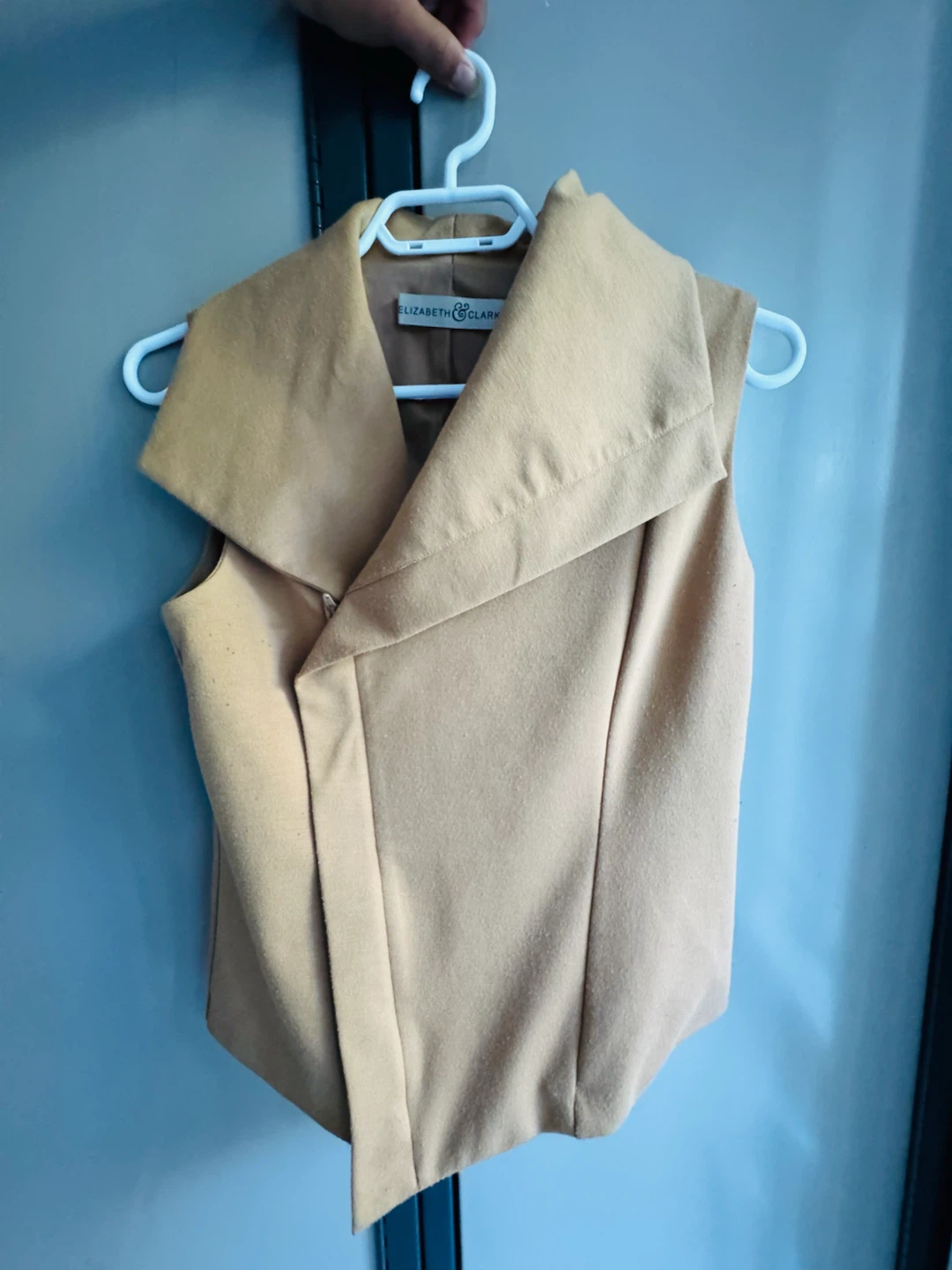 Elizabeth & Clarke Sleeveless Vest