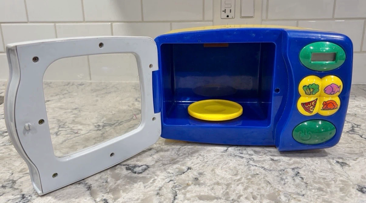 Kids Toy Microwave with Play Food Buttons - photo 2