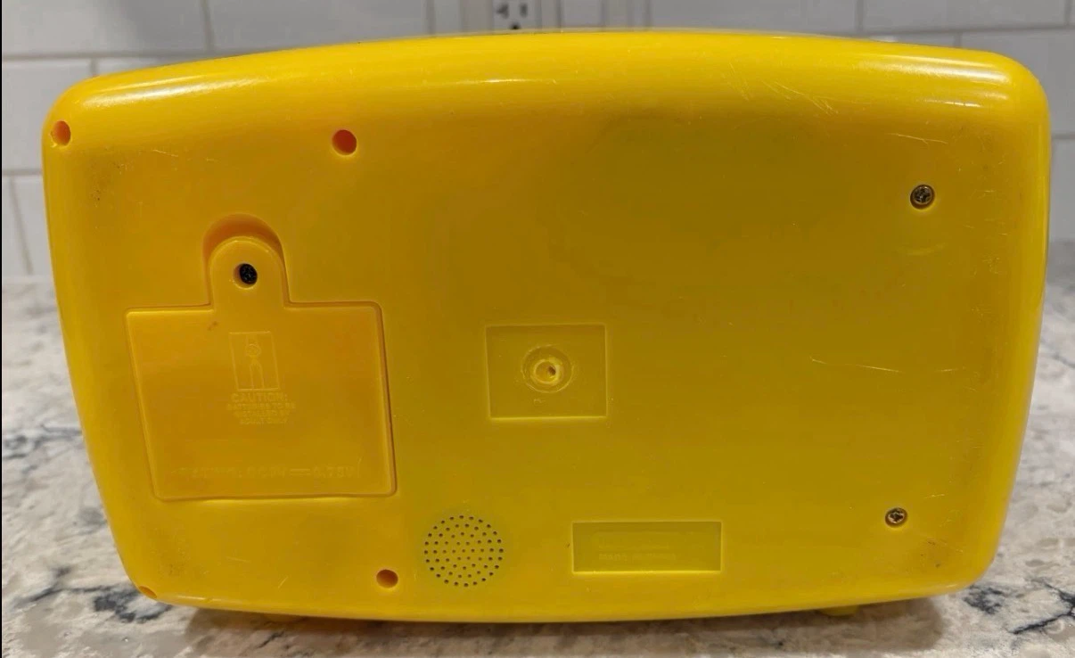 Kids Toy Microwave with Play Food Buttons - photo 3