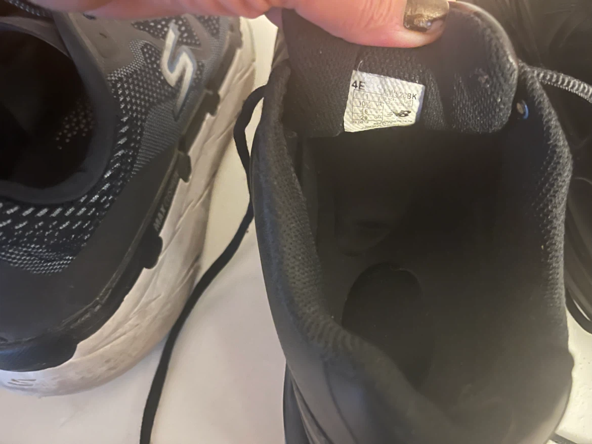 Skechers Men's Max Cushioning Running Shoes