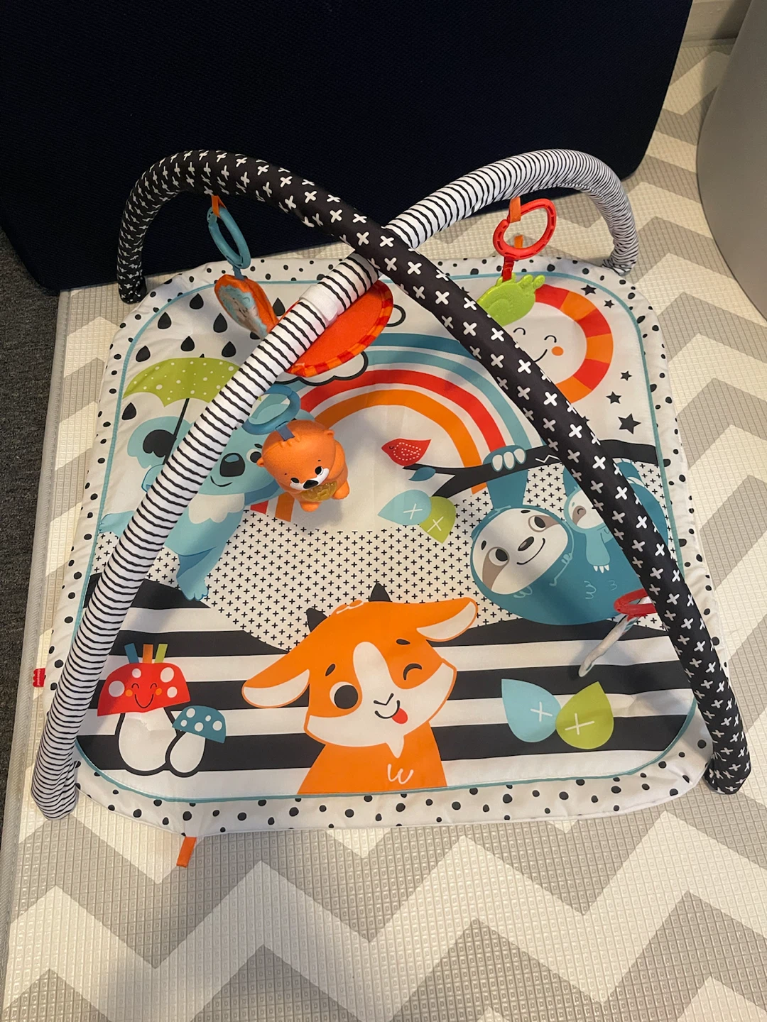 Fisher-Price 3-in-1 Music, Glow and Grow Gym activity playmat - photo 2