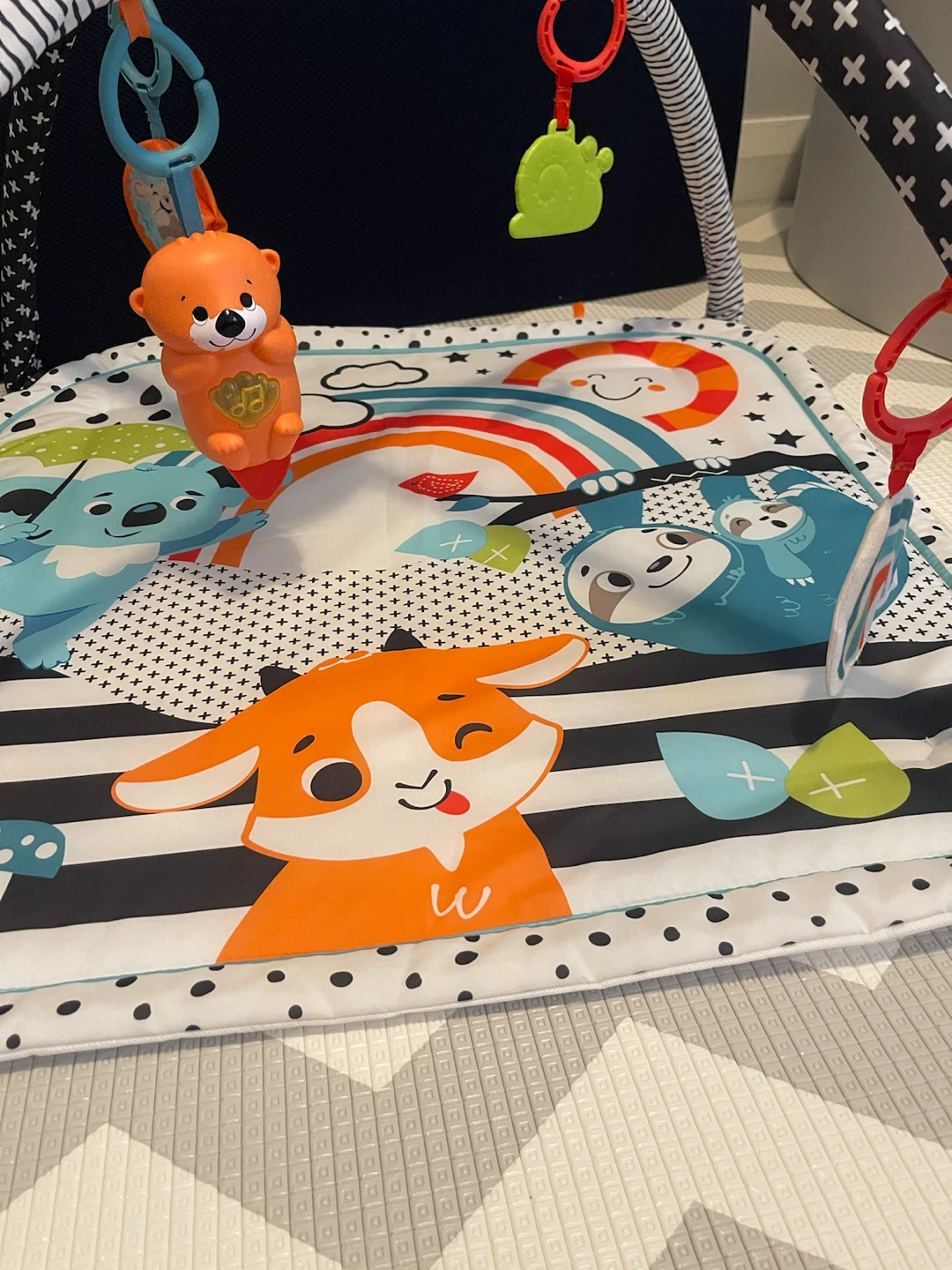 Fisher-Price 3-in-1 Music, Glow and Grow Gym activity playmat - photo 3