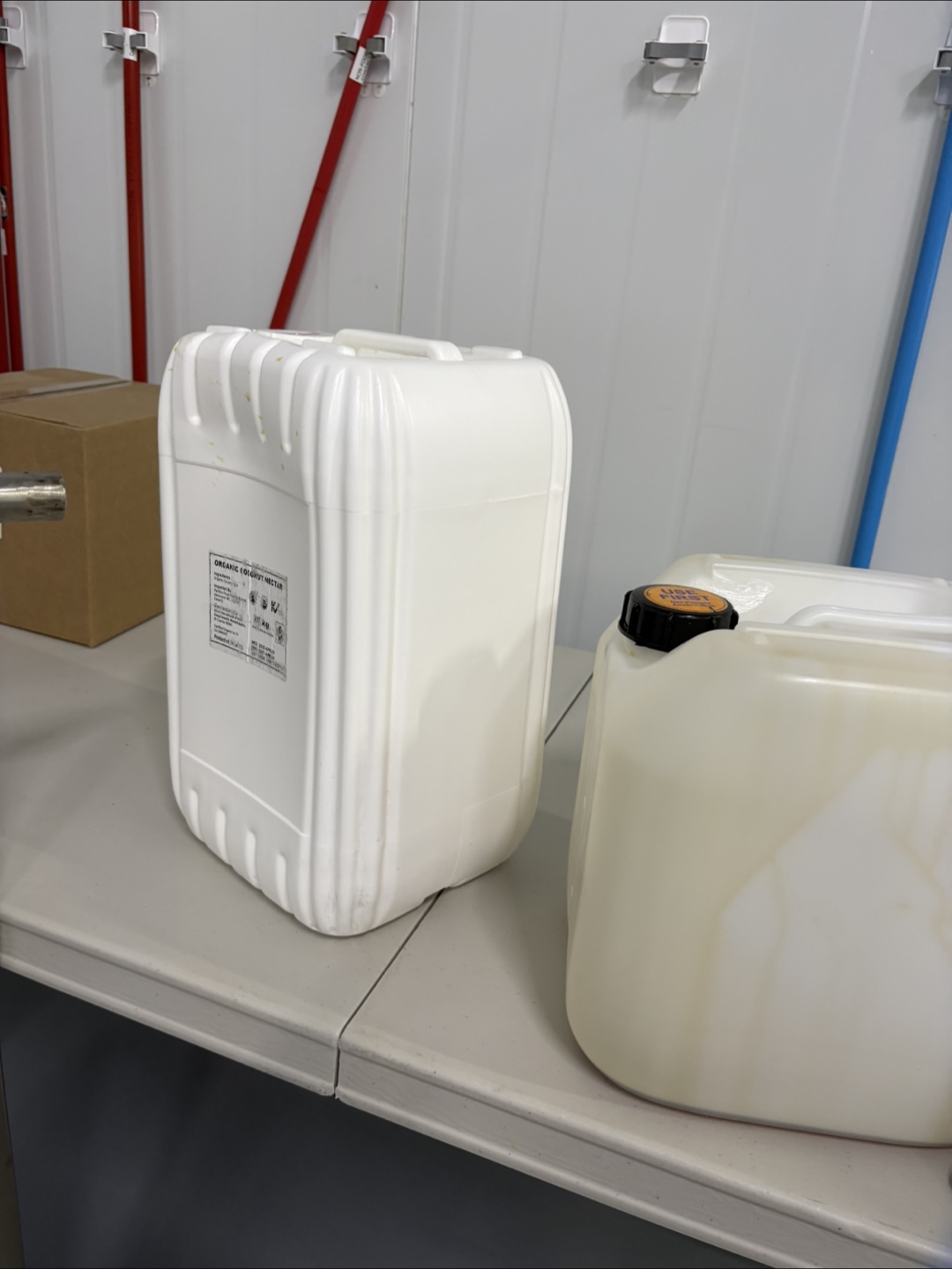 White Plastic Container with Lid - photo 3