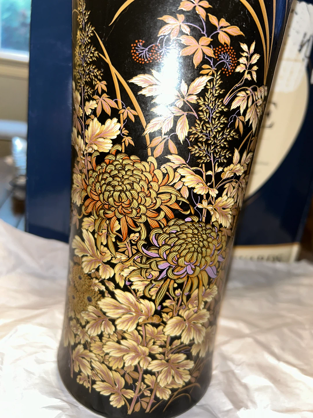 Vintage Black Floral Vase - photo 2
