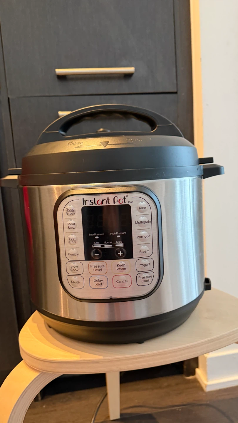 Instant Pot Duo 6-qt Pressure Cooker