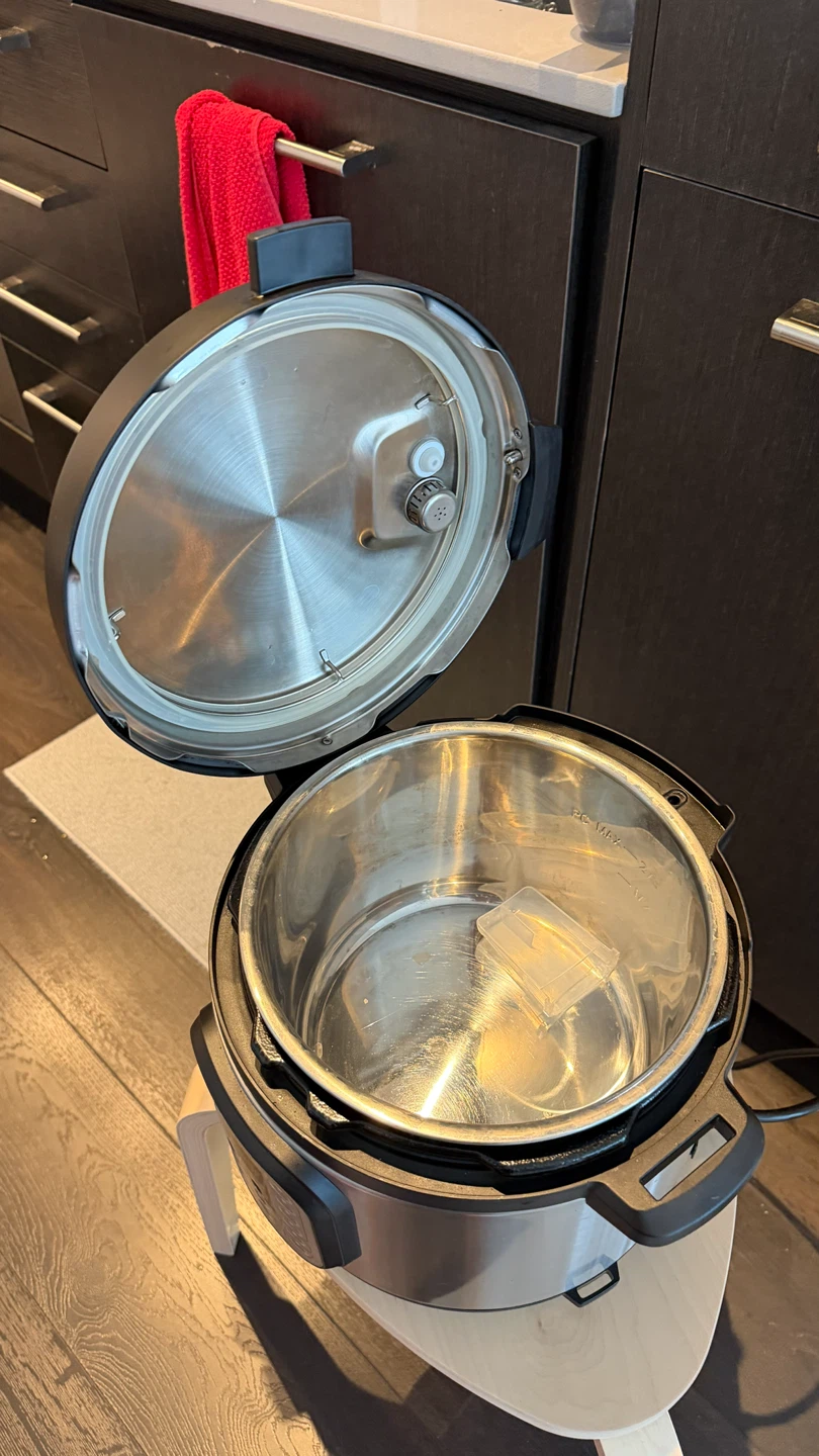 Instant Pot Duo 6-qt Pressure Cooker - photo 2