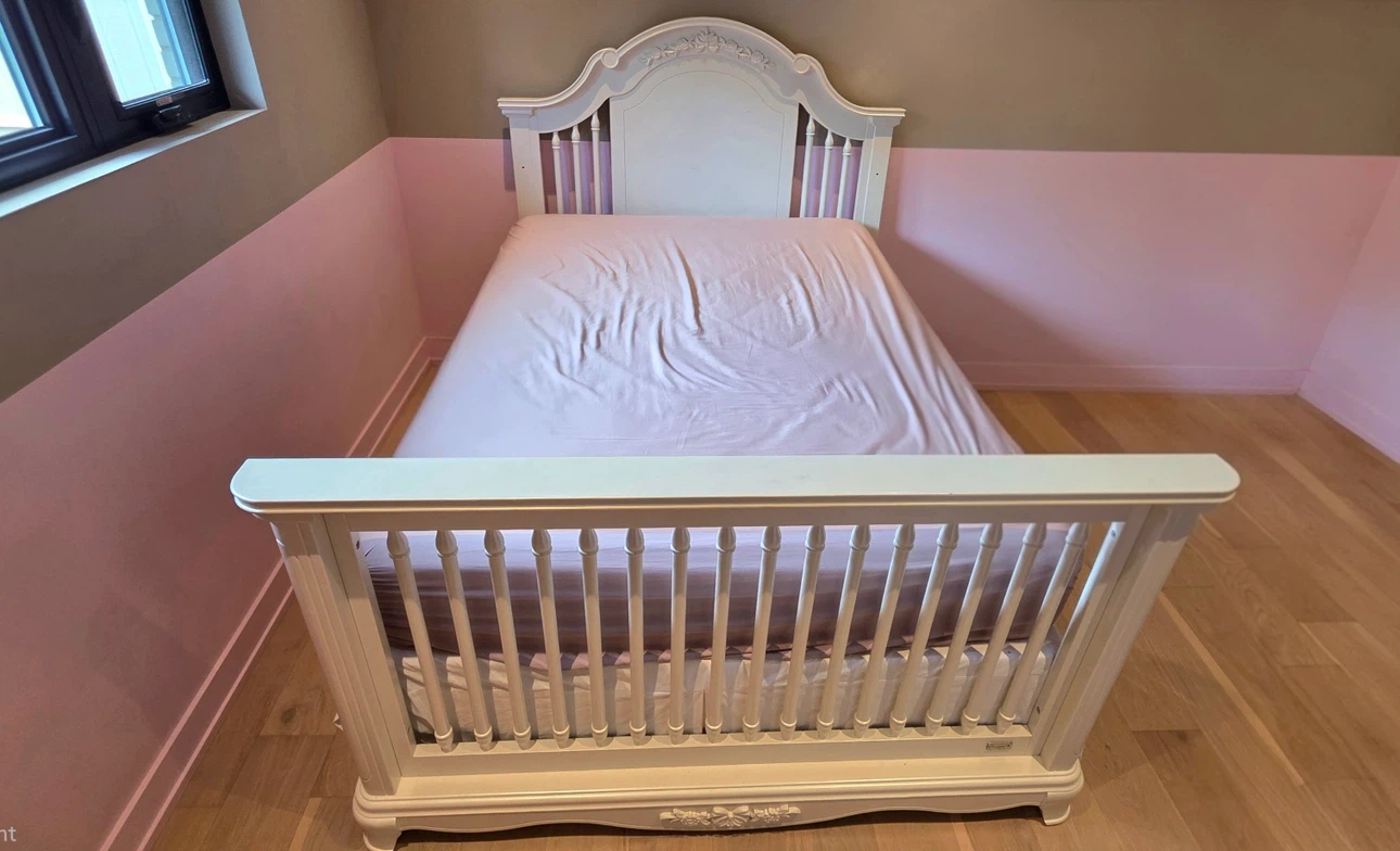 Bassett Emerson Convertible Crib - photo 3