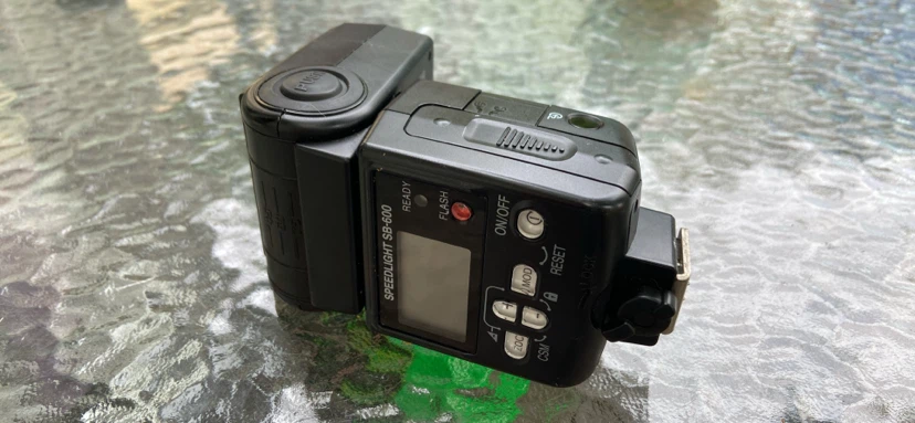 Nikon Speedlight SB-900 Flash - photo 5
