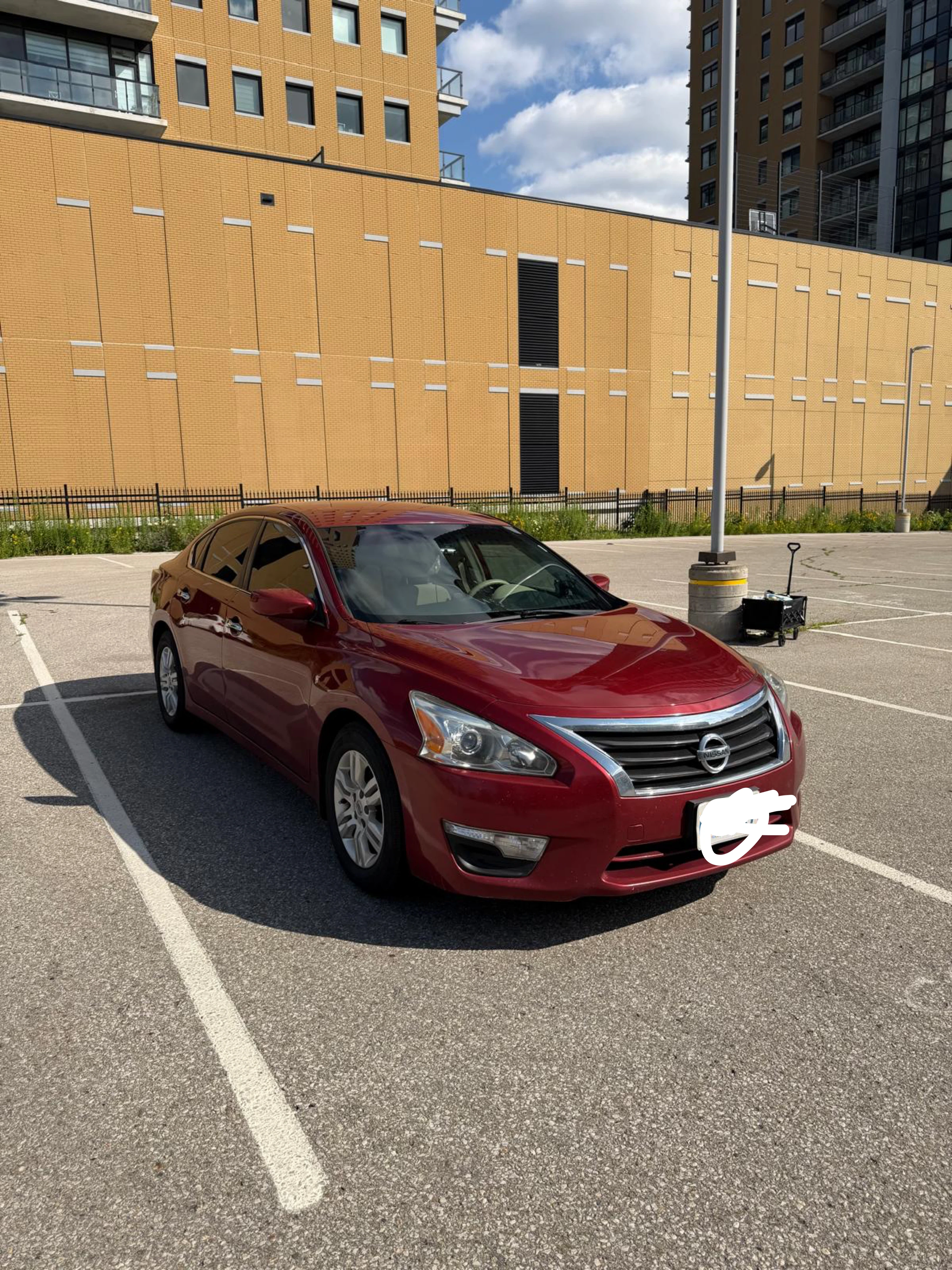 Red Nissan Altima Sedan - photo 3
