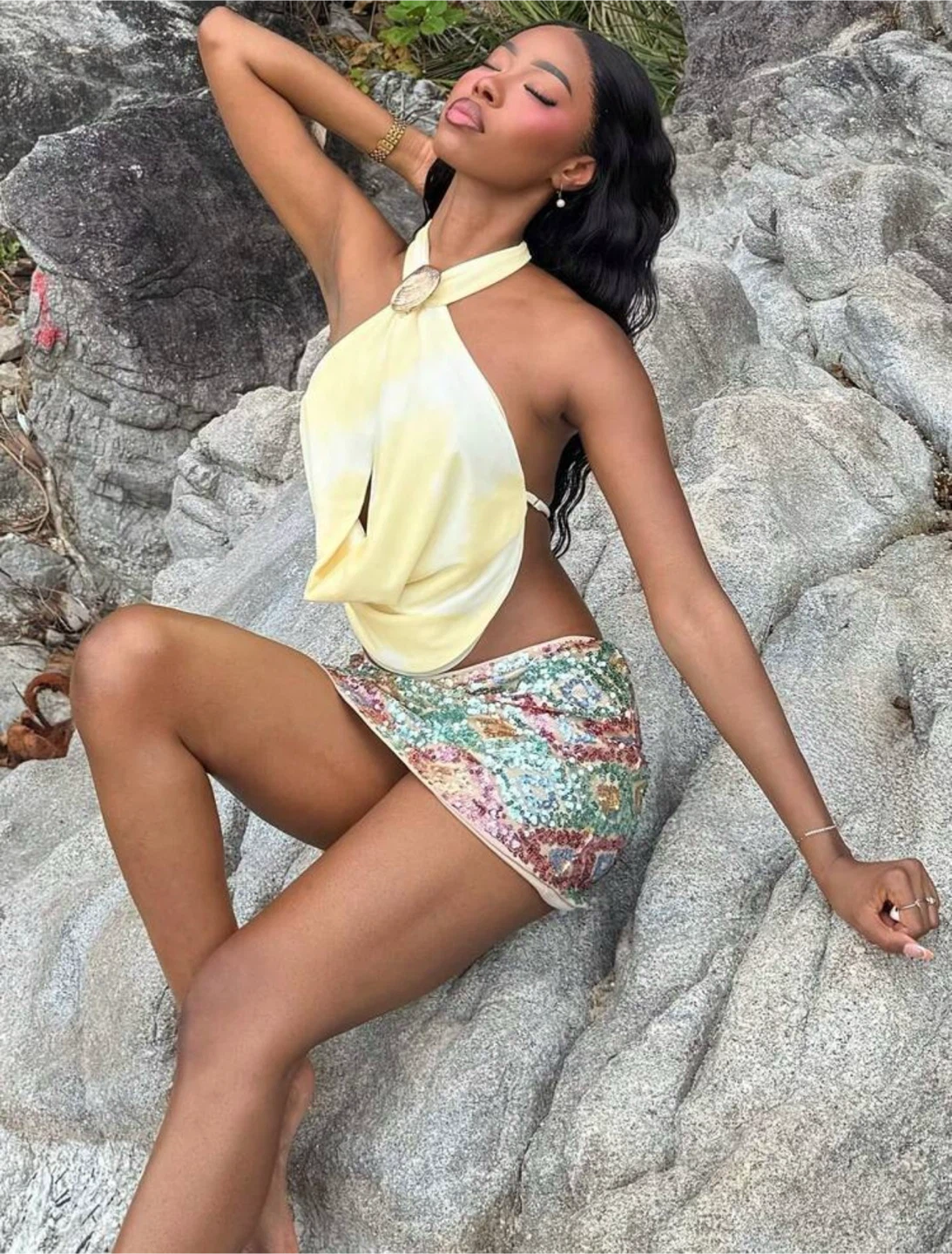 Yellow Halter Top with Seashell Clasp - photo 2