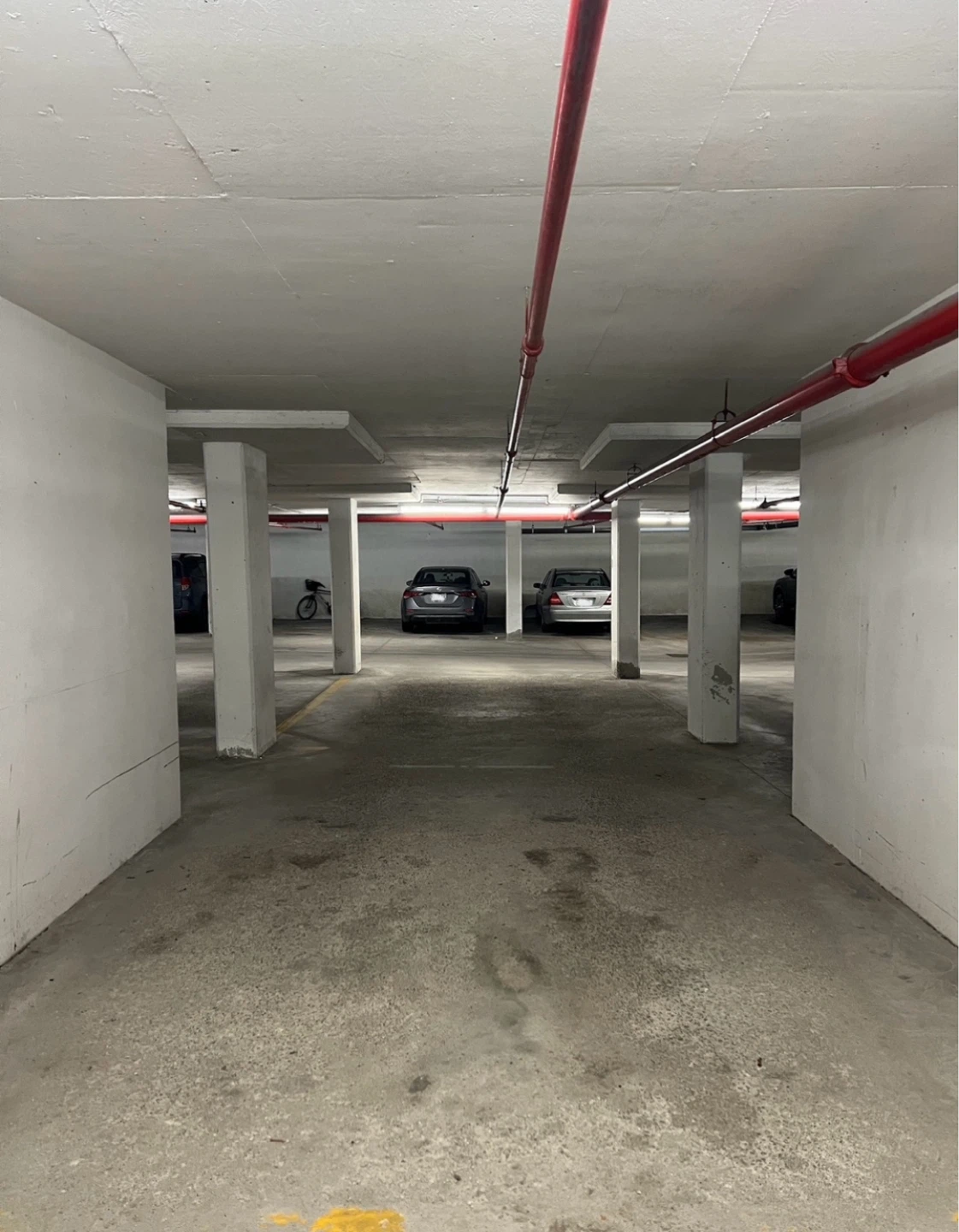 Underground Parking available (100m from Finch Station)