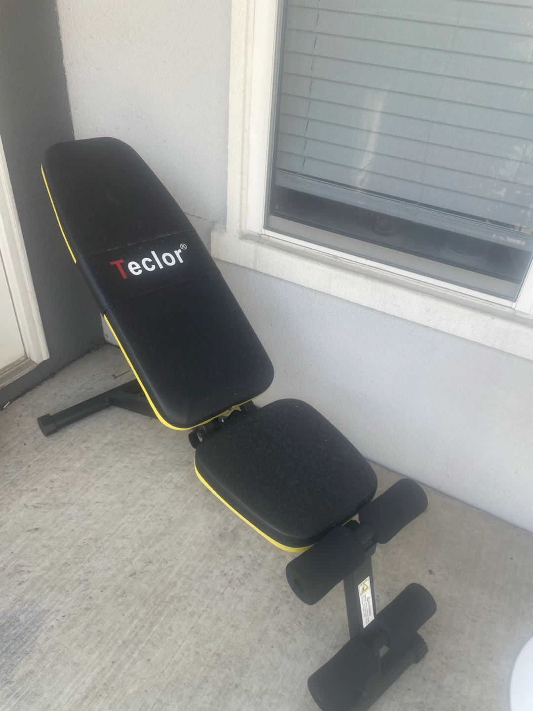 Teclor Adjustable Weight Bench
