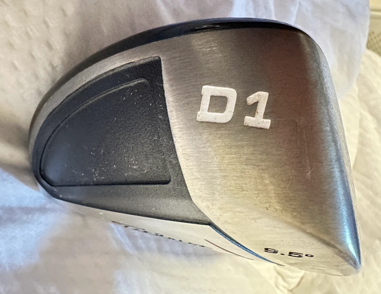 Titleist 907 D1 Driver - photo 2