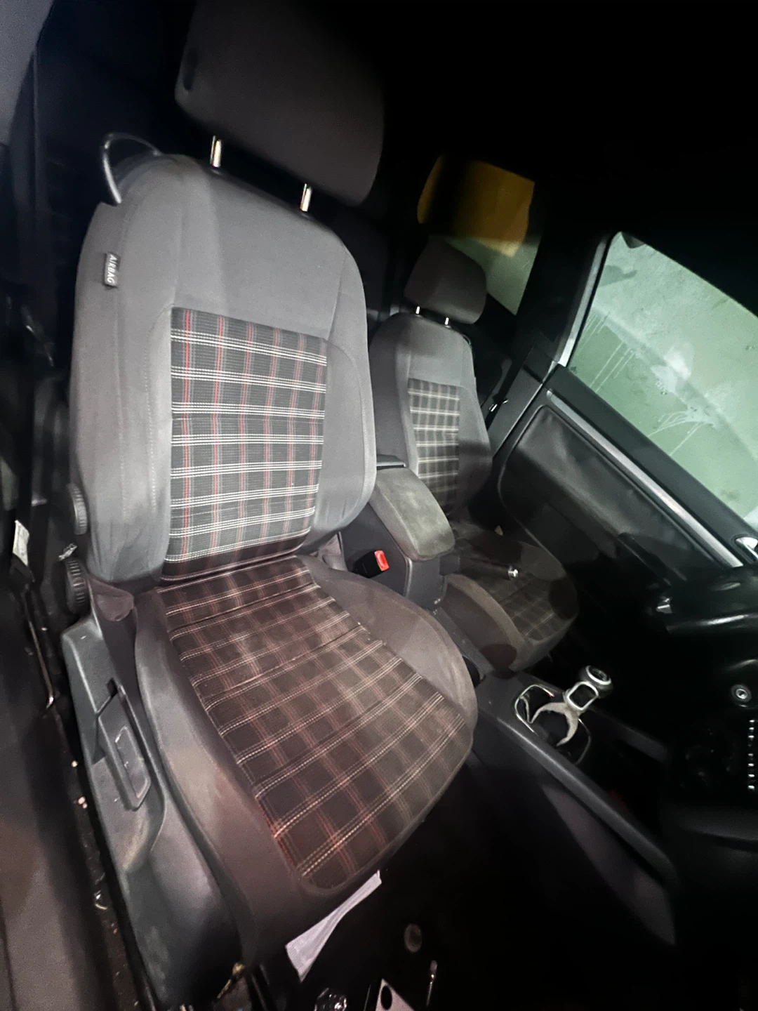 Volkswagen Golf GTI Tartan Seats (Front & Rear) - photo 3