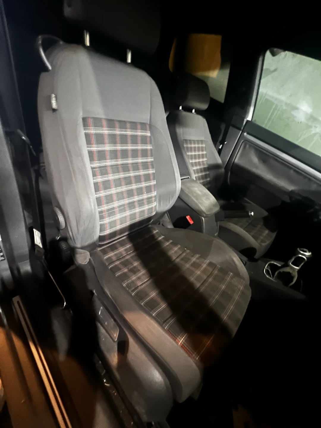 Volkswagen Golf GTI Tartan Seats (Front & Rear) - photo 5
