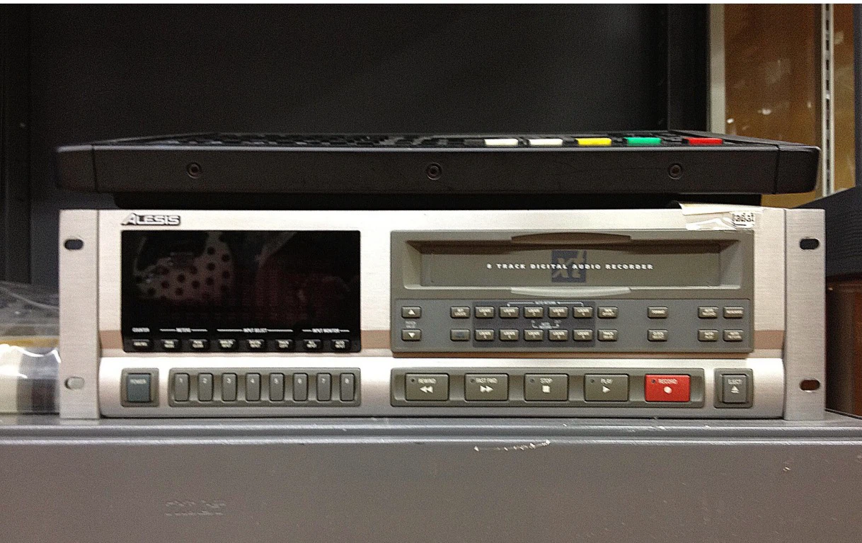 Complete home studio gear + sound modules - photo 4