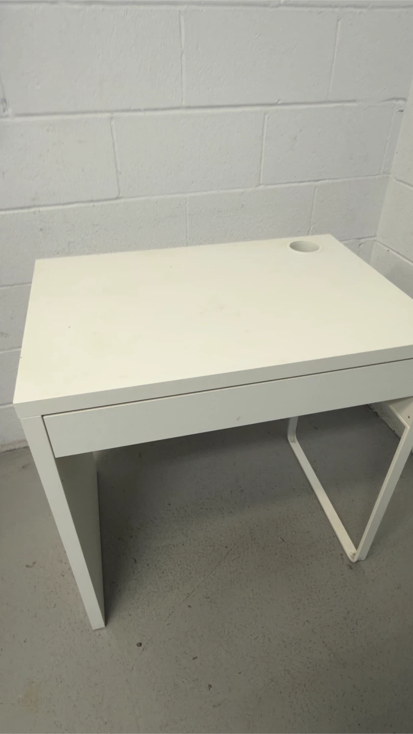 White Desk with Drawer